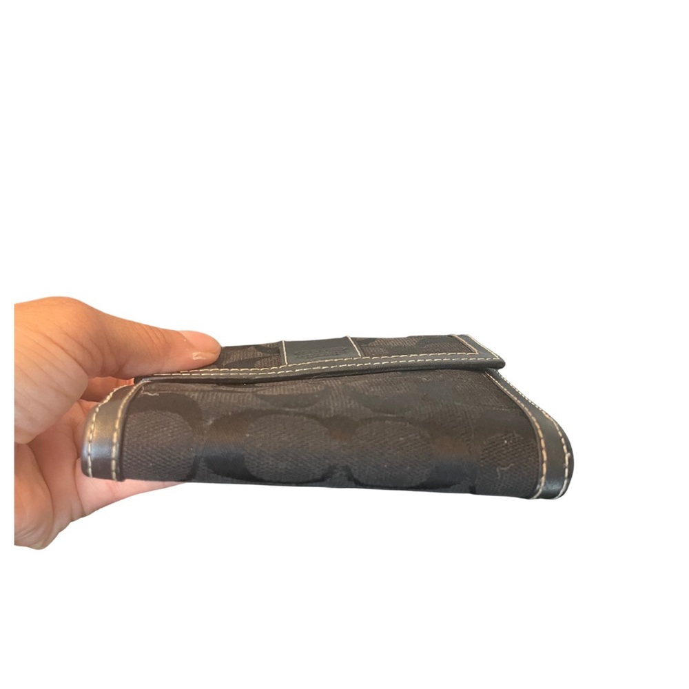 Coach Signature Canvas Bifold Wallet - Picture 10 of 15